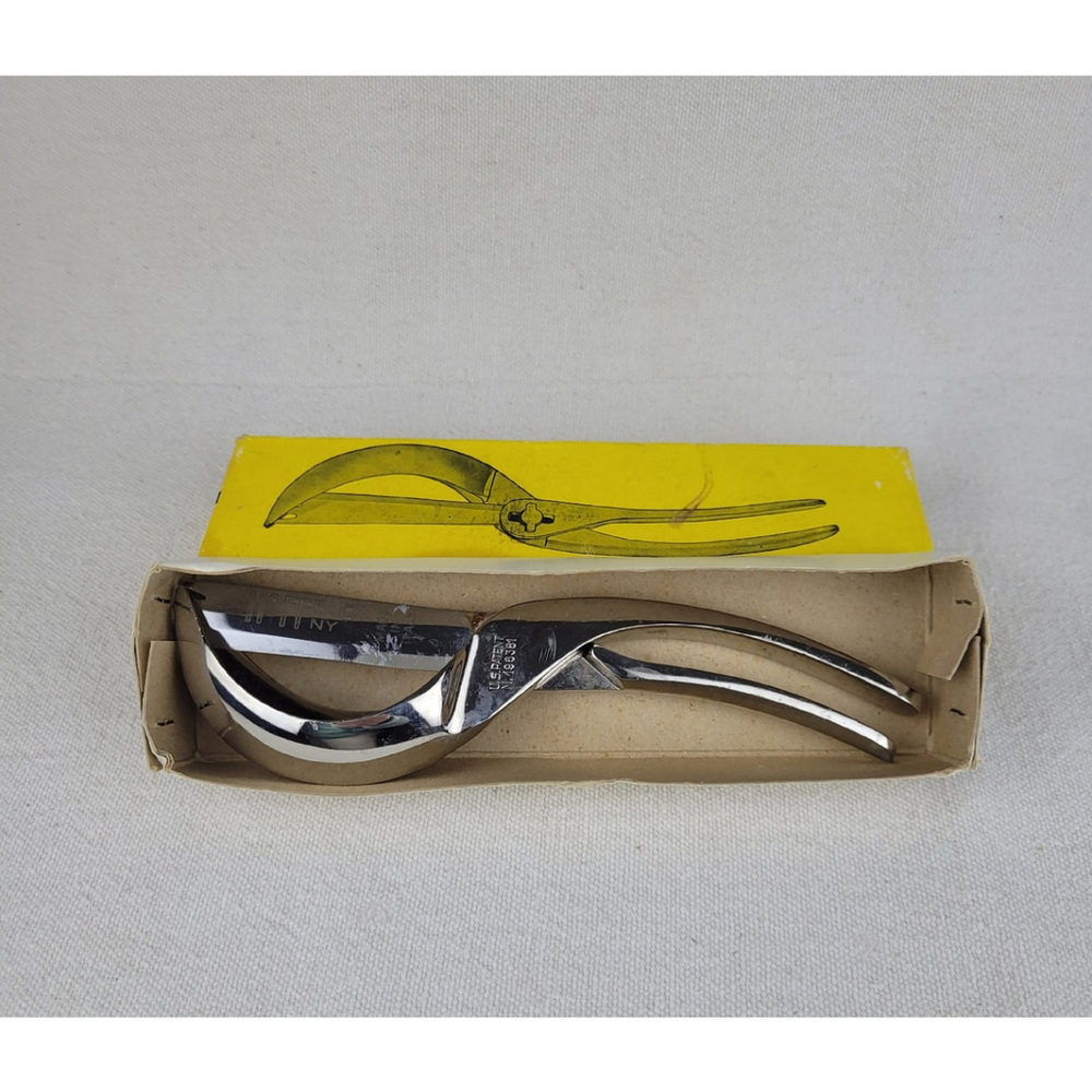 Vintage Hoffritz Melo Clam Opener in original box